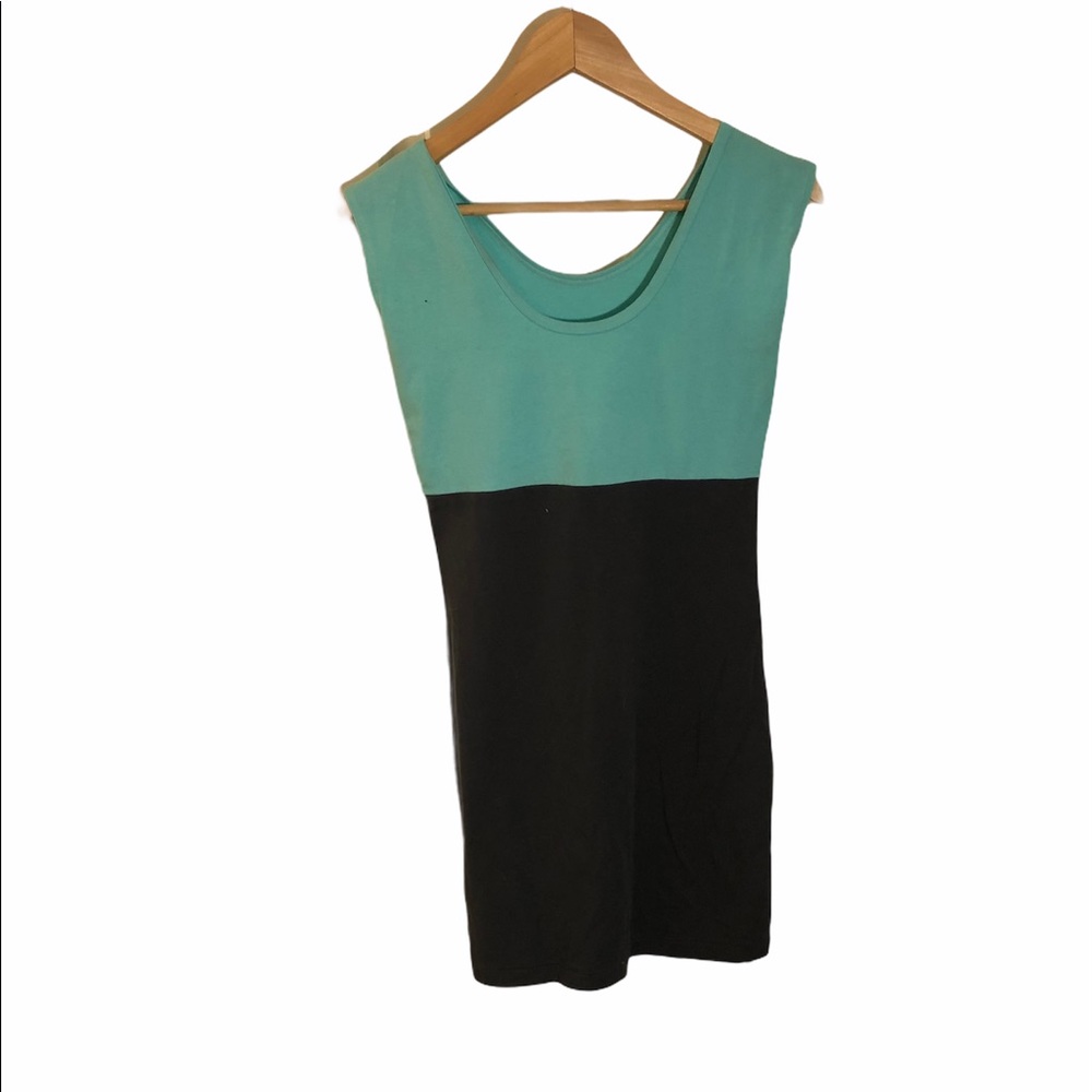 Color-Block Dress - Picture 2 of 2